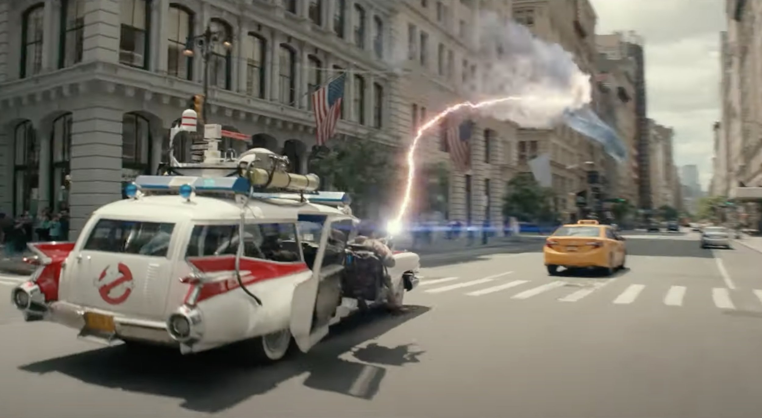 GHOSTBUSTERS: FROZEN EMPIRE Clip Sees That Chase After The Hell's Kitchen Sewer Dragon